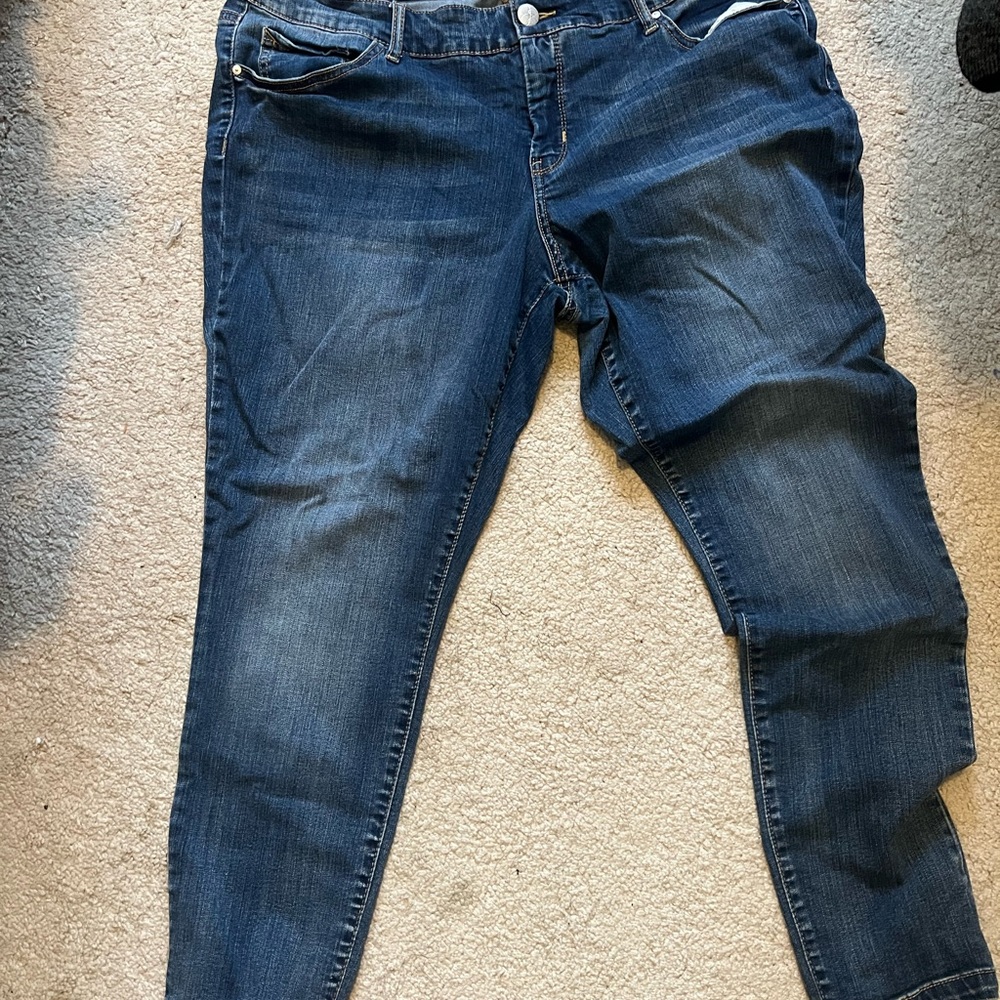 Classic Women's Dark Blue Stretch Jeans